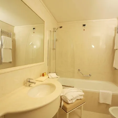Hotel Ashley